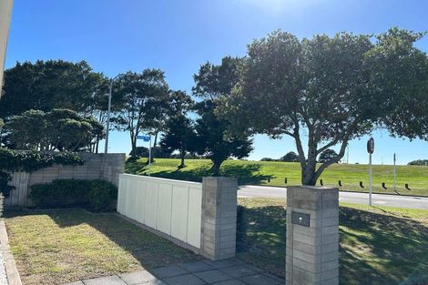 Photo of property in 5 Alice Lane, Papamoa Beach, Papamoa, 3118