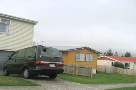 Photo of property in 18 Sombrero View, Ascot Park, Porirua, 5024