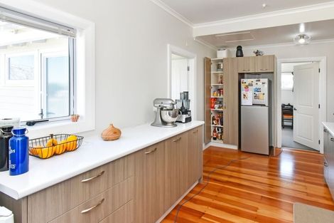 Photo of property in 1/100 Porchester Road, Papakura, 2110