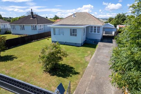 Photo of property in 10 Collett Street, Dannevirke, 4930