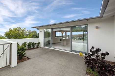 Photo of property in 220 Clifton Terrace, Clifton, Christchurch, 8081