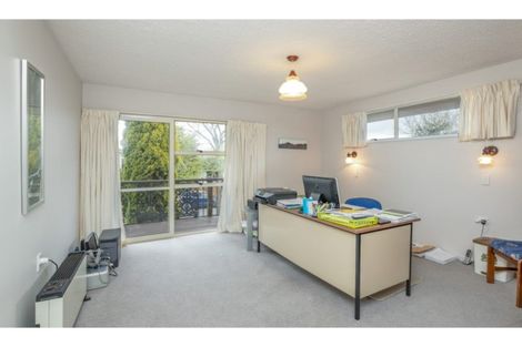 Photo of property in 28 Westmont Street, Ilam, Christchurch, 8041