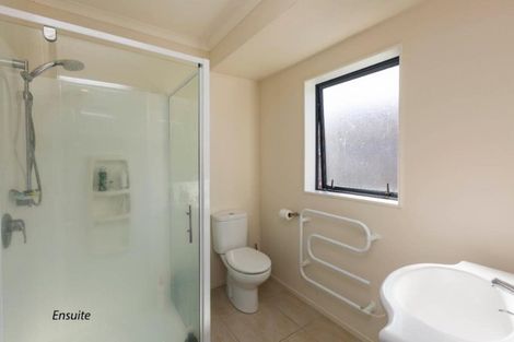 Photo of property in 14 Percy Kinsman Crescent, Riverstone Terraces, Upper Hutt, 5018