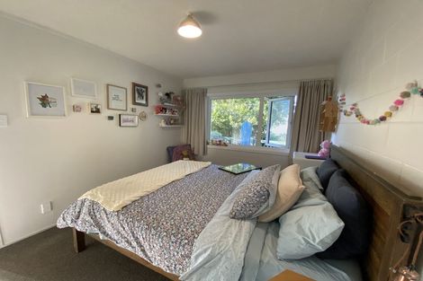 Photo of property in 2/219 Grant Road, Thorndon, Wellington, 6011