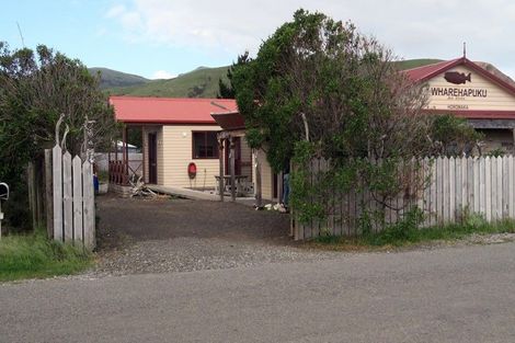 Photo of property in 151 Poranui Beach Road, Little River, 7591