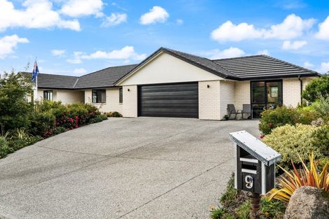 Photo of property in 9 Goddard Way, Sawyers Bay, Port Chalmers, 9023