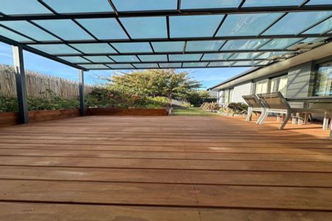 Photo of property in 59 Frank Nobilo Drive, Golflands, Auckland, 2013