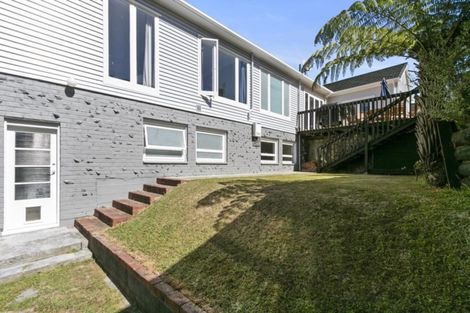 Photo of property in 18 Stanhope Grove, Korokoro, Lower Hutt, 5012