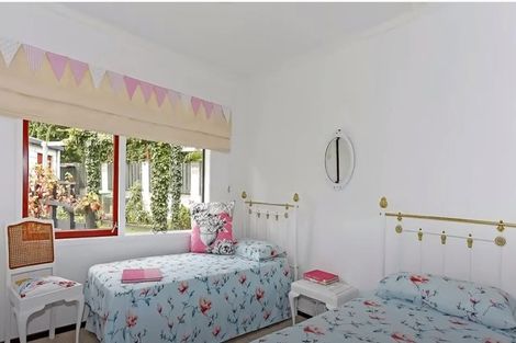 Photo of property in 10 Pamir Place, Welcome Bay, Tauranga, 3112