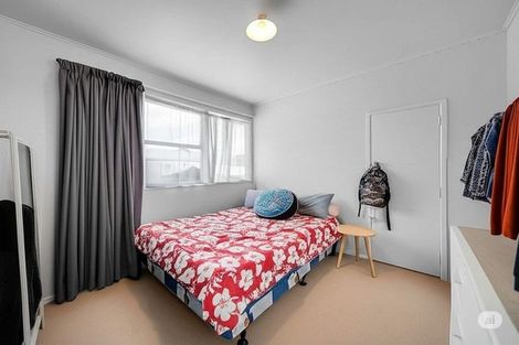 Photo of property in 23 Kemble Close, Mangere, Auckland, 2022