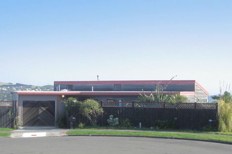 Photo of property in 31 Humphreys Grove, Titahi Bay, Porirua, 5022