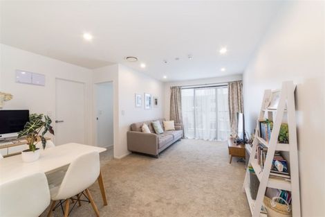 Photo of property in Apollo Apartments, 201/46 Rosedale Road, Rosedale, Auckland, 0632