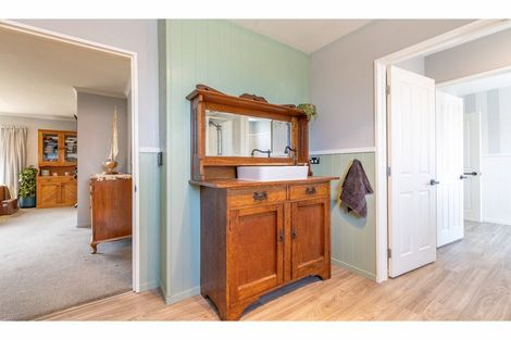 Photo of property in 60a Main North Road, Woodend, 7610