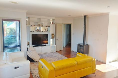 Photo of property in 26 Ronald Scott Grove, Riverstone Terraces, Upper Hutt, 5018