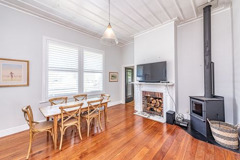 Photo of property in 24 Brassey Road, Saint Johns Hill, Whanganui, 4500