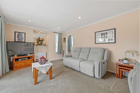 Photo of property in 38 Frensham Crescent, Woolston, Christchurch, 8062