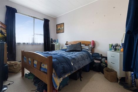 Photo of property in 21 Pankhurst Place, Sunnyvale, Auckland, 0612