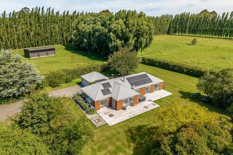 Photo of property in 533 Johns Road, Harewood, Christchurch, 8051