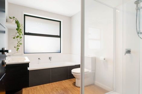 Photo of property in 11 Livingstone Drive, Papamoa Beach, Papamoa, 3118