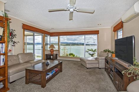 Photo of property in 8 Munro Street, Onerahi, Whangarei, 0110