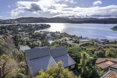 Photo of property in 1/12 Kenef Road, Paremata, Porirua, 5024