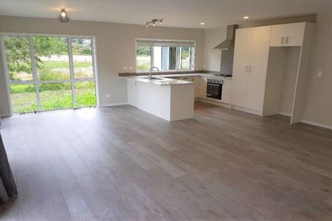 Photo of property in 9 Josh Road, Huapai, Kumeu, 0810