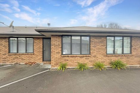 Photo of property in 5/240 Old Farm Road, Hillcrest, Hamilton, 3216