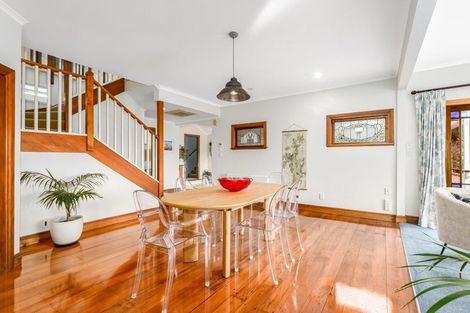 Photo of property in 335 Muritai Road, Eastbourne, Lower Hutt, 5013