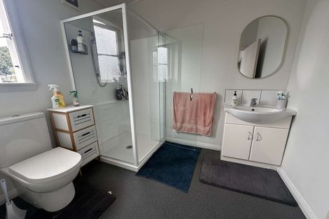 Photo of property in 124 Randwick Road, Moera, Lower Hutt, 5010