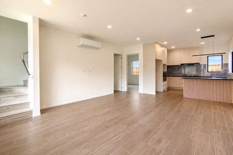 Photo of property in 11b Portadown Avenue, Pakuranga Heights, Auckland, 2010