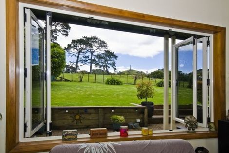 Photo of property in 94 Campbell Road, One Tree Hill, Auckland, 1061