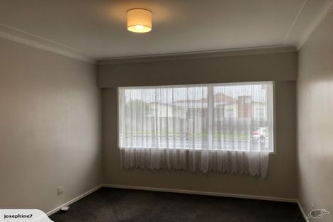 Photo of property in 2/371 Richardson Road, Mount Roskill, Auckland, 1041
