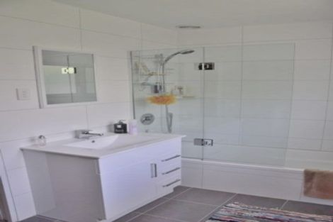 Photo of property in 53a Brandon Road, Glen Eden, Auckland, 0602