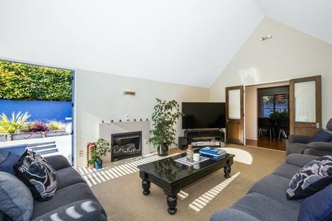 Photo of property in 1 Manuka Avenue, Woburn, Lower Hutt, 5010