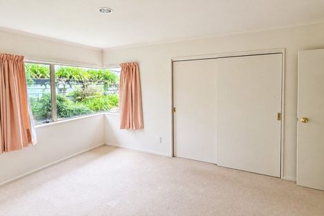 Photo of property in 18 Villa Grove, Paraparaumu, 5032