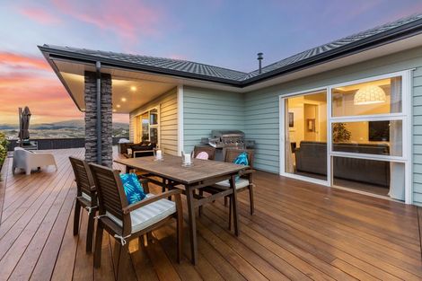 Photo of property in 22 Topsail Way, Whitby, Porirua, 5024