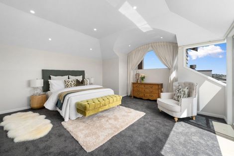 Photo of property in 72 Compass Way, Half Moon Bay, Auckland, 2012