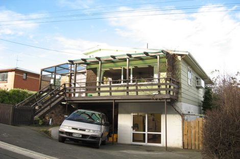 Photo of property in 44 Ellesmere Street, Ravensbourne, Dunedin, 9022