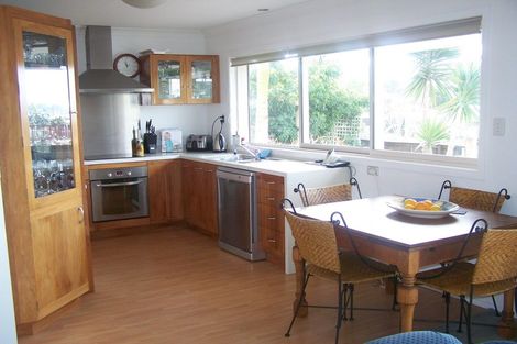 Photo of property in 1/7 Endymion Place, Half Moon Bay, Auckland, 2012