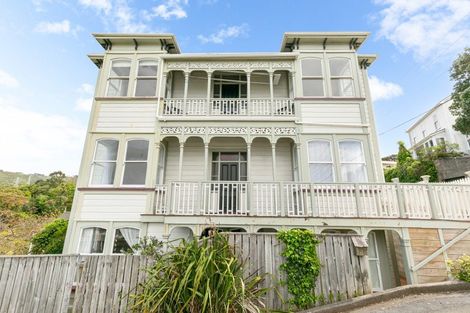 Photo of property in 49 Devon Street, Aro Valley, Wellington, 6021