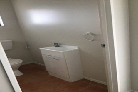 Photo of property in 1 Dole Place, Mangere, Auckland, 2022