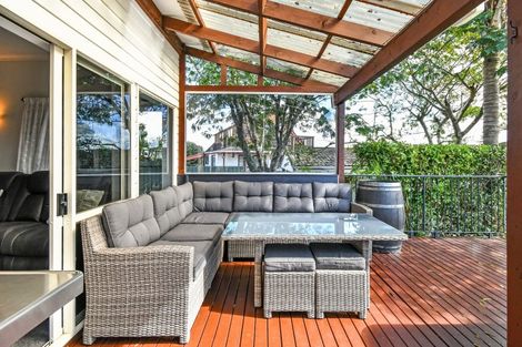 Photo of property in 12 Ilex Place, Totara Heights, Auckland, 2105