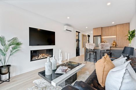 Photo of property in 51 Ryan Loop, Jacks Point, 9371