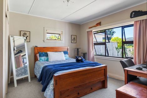 Photo of property in 6 Charles Street, Riverdale, Gisborne, 4010