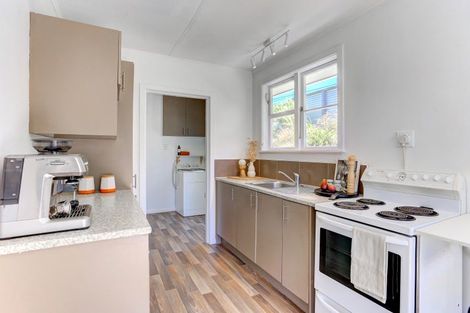 Photo of property in 29 Manuka Street, Castlecliff, Whanganui, 4501