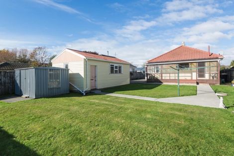 Photo of property in 67 Glenfield Crescent, Mairehau, Christchurch, 8052