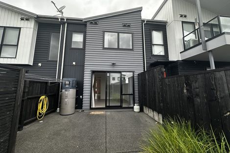 Photo of property in 4 Malcolm Calder Road, Hobsonville, Auckland, 0616
