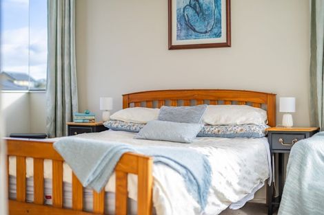 Photo of property in 5 Bowsprit Way, Whitby, Porirua, 5024