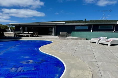 Photo of property in 1 Manaia Place, Mairangi Bay, Auckland, 0630