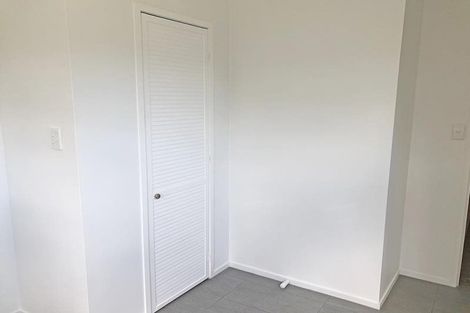 Photo of property in 1/18 Tironui Station Road East, Papakura, 2112